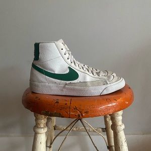 Nike green and white blazer sneakers